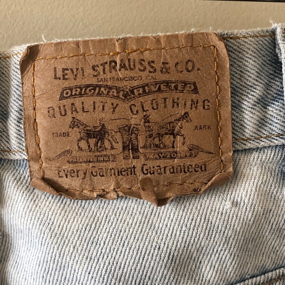 Vintage Levi's Jeans - Picture 2 of 8